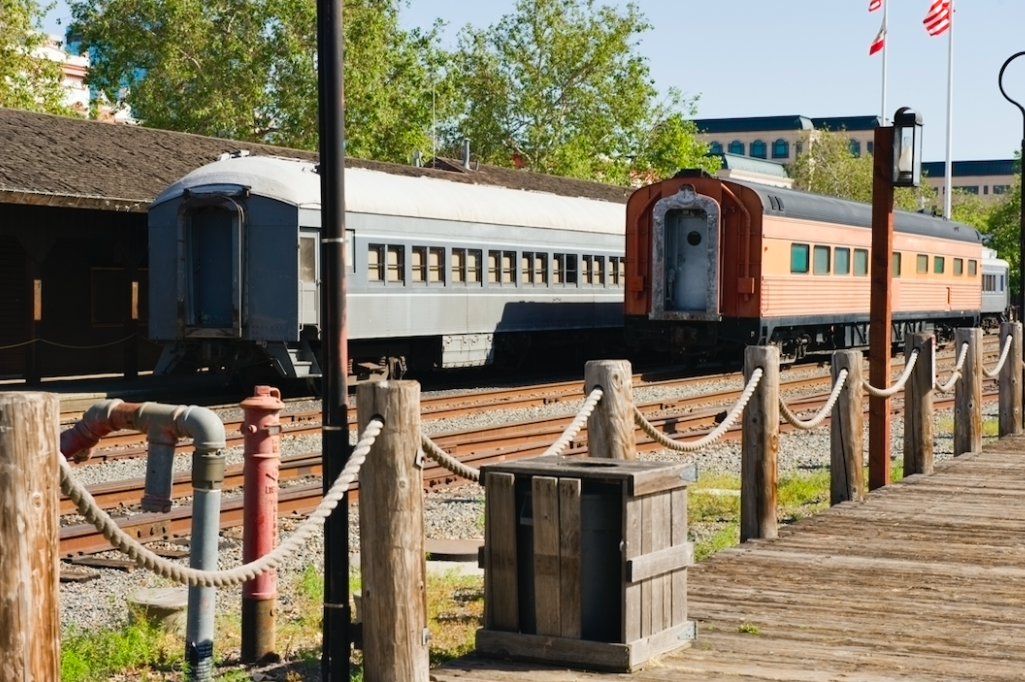 Railroad cars