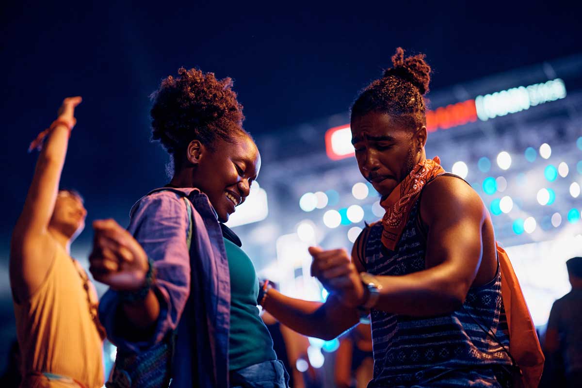 People dancing