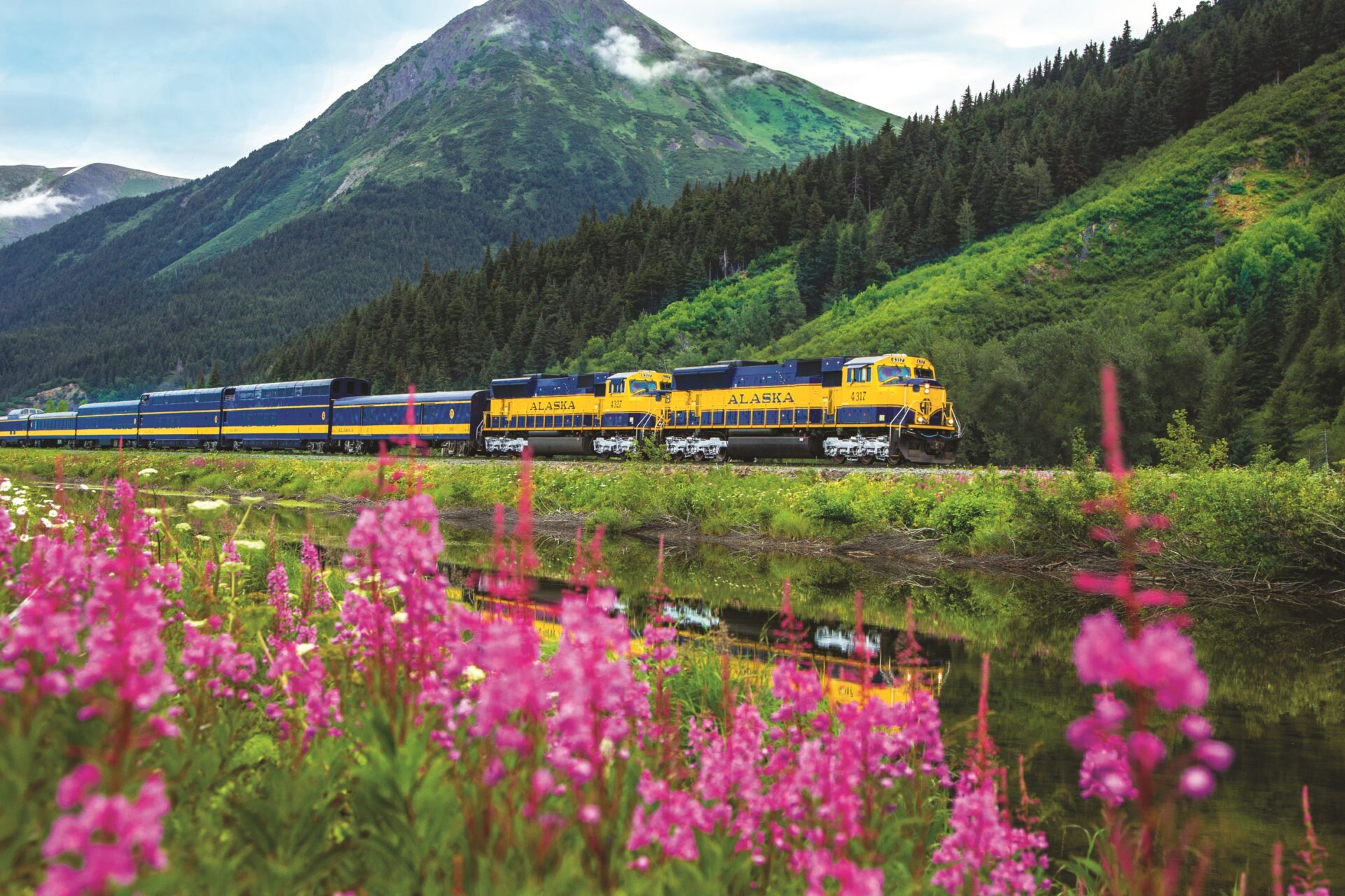Luxury Train Trips - Alaska DMC