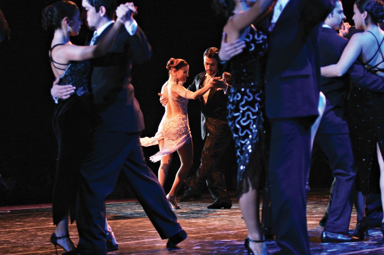 People dancing the tango