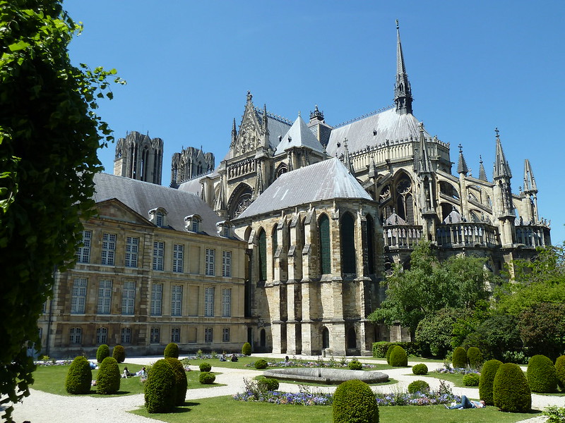 ChampagneCathedrale-de-Reims©ADT-Marne