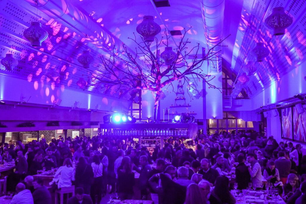 Privatization of a gourmet, art and cultural center